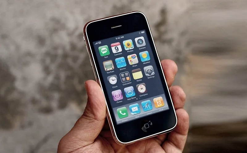 iphone ra doi nam nao hanh trinh 20 nam cach mang smartphone